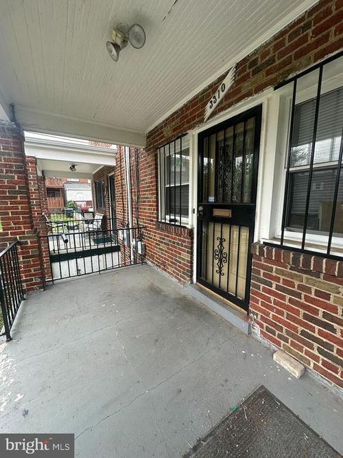 3310 12th St Se, WASHINGTON, DC, 20032-4503 | Card Image