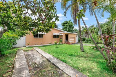 1380 Ne 133rd St, House other with 3 bedrooms, 2 bathrooms and null parking in North Miami FL | Image 2