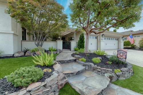2185 Sutter View Ln, Lincoln, CA, 95648-7718 | Card Image
