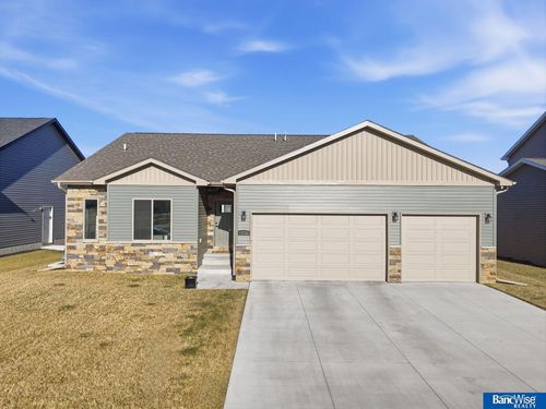 11731 N 145th St, Waverly, NE, 68462-1309 | Card Image