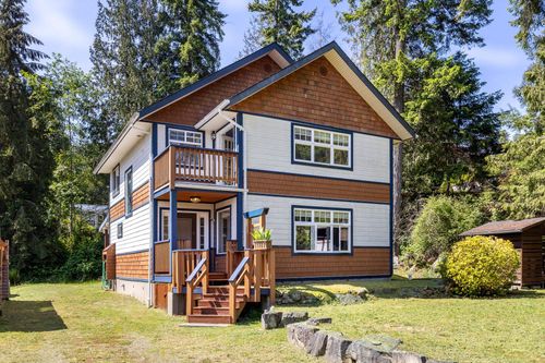 4536 Rondeview Rd, Madeira Park, BC, V0N2H1 | Card Image