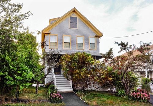 14 Highland Ave, Hull, MA, 02045-1106 | Card Image