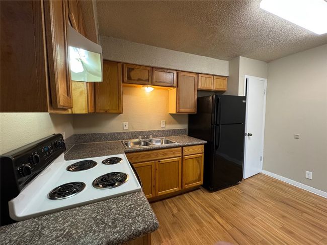 APT-103 - 4902 W Wind Trl, Home with 2 bedrooms, 2 bathrooms and 2 parking in Austin TX | Image 5