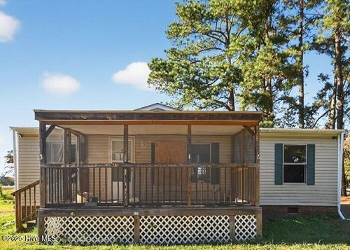 104 Poole Rd, Ahoskie, NC, 27910-8211 | Card Image