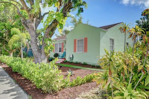 1128 N L St, Lake Worth Beach, FL, 33460-2242 | Card Image