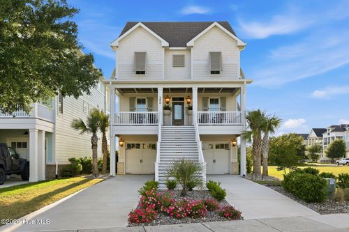 204 Back St, Newport, NC, 28570-5222 | Card Image