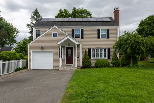 27 Judd Rd, Wethersfield, CT, 06109-1133 | Card Image