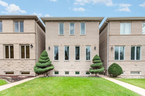 3824 S Normal Ave, Chicago, IL, 60609-1705 | Card Image