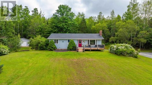 2636 215 Highway, Upper Burlington, NS, B0N2A0 | Card Image