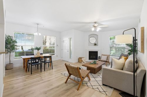 5-2465 Fontana St, West Sacramento, CA, 95691-6012 | Card Image