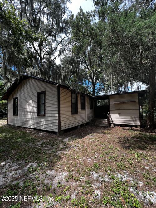 466 Milwaukee Ave, Orange Park, FL, 32073-5551 | Card Image
