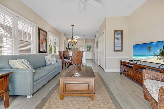 Main floor | Image 20