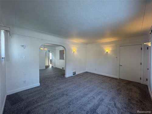 431 Elm St, Trenton, MI, 48183-2845 | Card Image