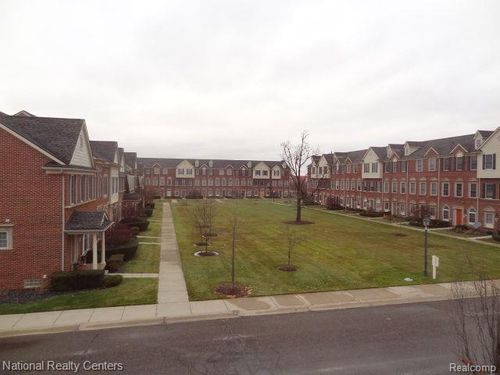 45707 N Stonewood Rd, Canton, MI, 48187-6628 | Card Image