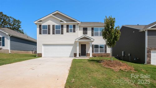 27 Wildbrook Dr, Waynesville, NC, 28785-7260 | Card Image
