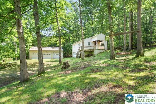 233 Congo Niantic Rd, Barto, PA, 19504-9354 | Card Image