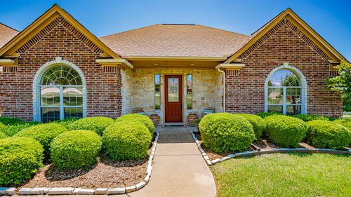 2113 Darby Dan Ct, Granbury, TX, 76049-8075 | Card Image