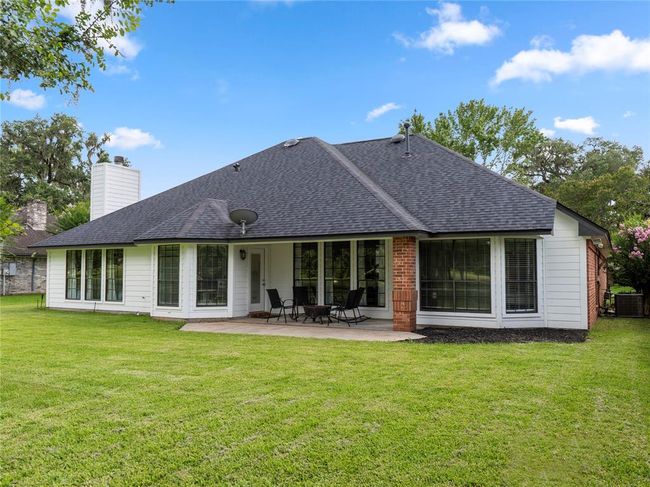 2221 Lake Forrest Dr, House other with 4 bedrooms, 3 bathrooms and 3 parking in West Columbia TX | Image 43
