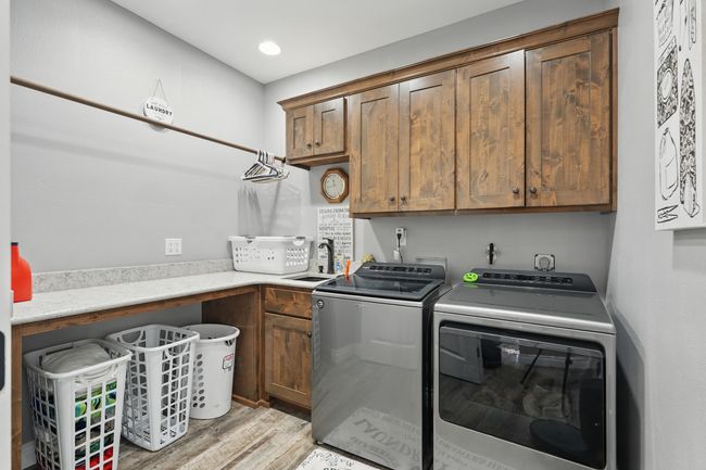 Convenient Main-Level Laundry | Image 40