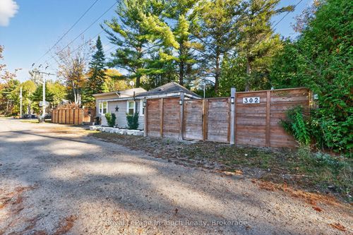 302 Concession 11 W, Perkinsfield, ON, L0L2J0 | Card Image