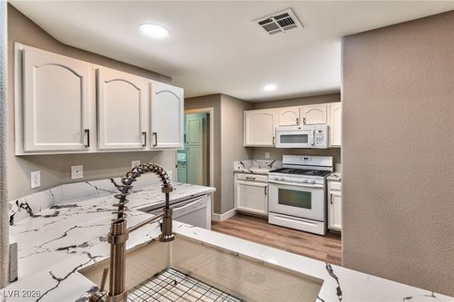 312-2050 W Warm Springs Rd, Henderson, NV, 89014-5524 | Card Image