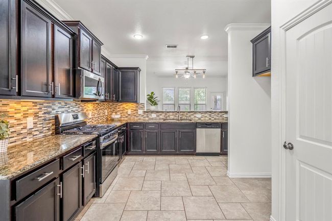 31767 Chapel Rock Ln, House other with 4 bedrooms, 3 bathrooms and 2 parking in Spring TX | Image 8