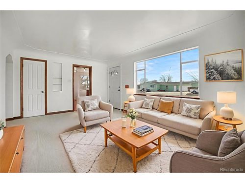 8110 Ivy St, Dupont, CO, 80024-5011 | Card Image