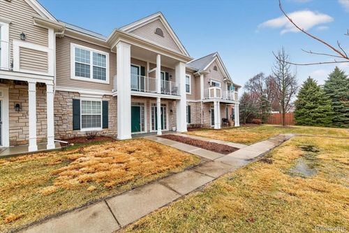 39-1151 Alameda Blvd, Troy, MI, 48085-6737 | Card Image