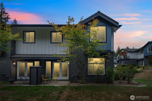apt-102-22715 4th Ave W, Bothell, WA, 98021-9735 | Card Image