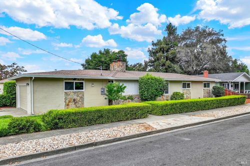2081 Coronado Avenue, Napa, CA, 94559 | Card Image