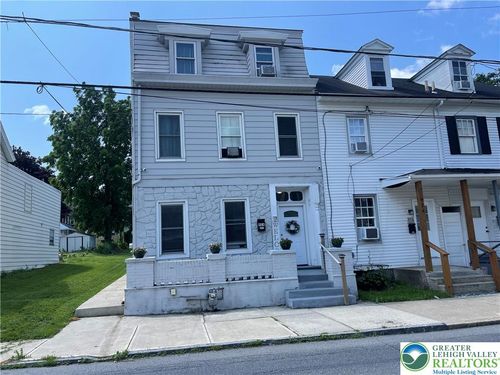924 W Berwick St, EASTON, PA, 18042-6306 | Card Image