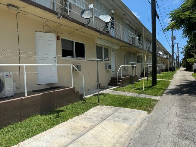 APT-126 - 900 Atlantic Shores Blvd, Home with 1 bedrooms, 1 bathrooms and null parking in Hallandale Beach FL | Image 6