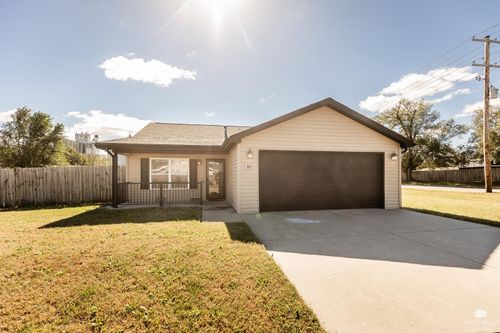 305 16th Street Circle, Junction City, KS, 66441 | Card Image