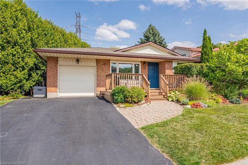 10 Stonehenge Pl, Kitchener, ON, N2N2N1 | Card Image