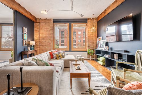 apt-207-327 200, Salt Lake City, UT, 84101-4210 | Card Image