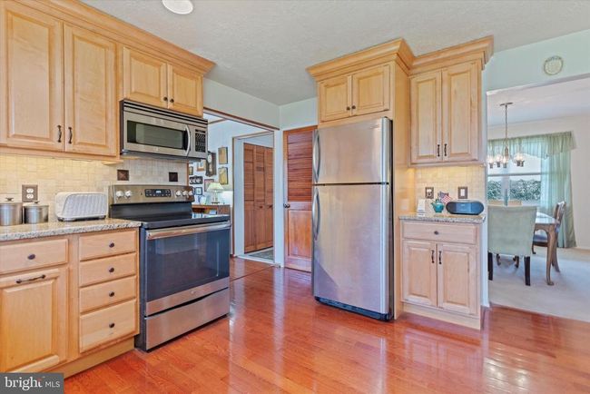 720 Vance Dr, House other with 4 bedrooms, 3 bathrooms and null parking in GLENSIDE PA | Image 20