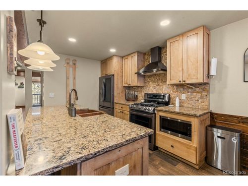 1014 Atlantic Lode Rd, Breckenridge, CO, 80424-5056 | Card Image