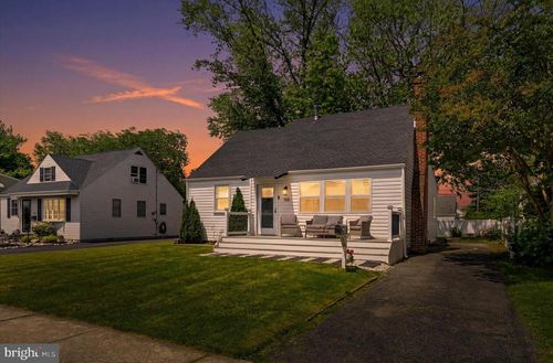 108 School House Ln, BROOKHAVEN, PA, 19015-2718 | Card Image