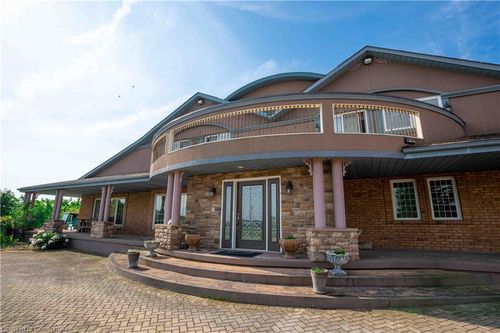 4850 Hillside Dr, Lincoln, ON, L0R | Card Image