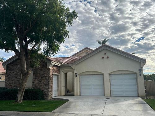 49418 Wayne St, Indio, CA, 92201-7596 | Card Image