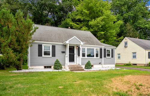 89 Sorries Ct, Meriden, CT, 06451-5055 | Card Image