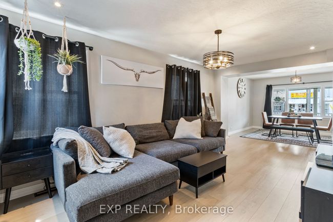 5297 Main St, House other with 4 bedrooms, 2 bathrooms and 2 parking in Clarington ON | Image 9