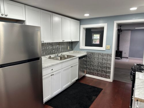 6889 Highwarden St, Ottawa Lake, MI, 49267-9616 | Card Image