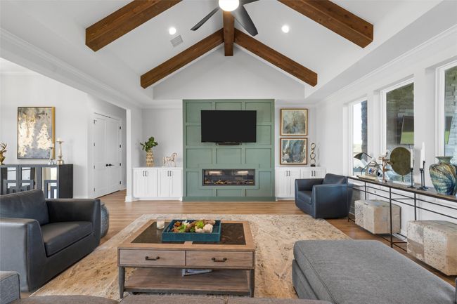 904 Glorietta Ave, House other with 3 bedrooms, 3 bathrooms and null parking in Mcgregor TX | Image 9