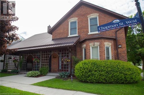21 Chapman St W, Port Dover, ON, N0A1N0 | Card Image