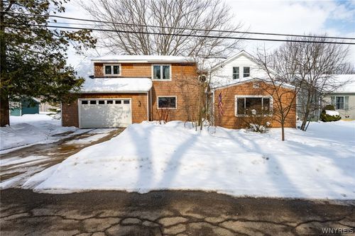 170 Rosewood Ave, Angola, NY, 14006-9043 | Card Image