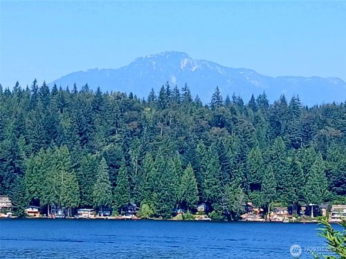 425 W Shore Loop Rd, Snohomish, WA, 98290-7571 | Card Image