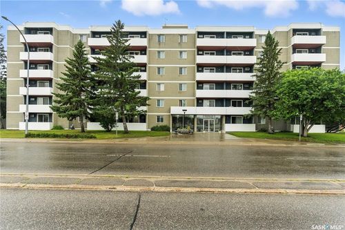 210-2830 Gordon Rd, Regina, SK, S4S6A1 | Card Image