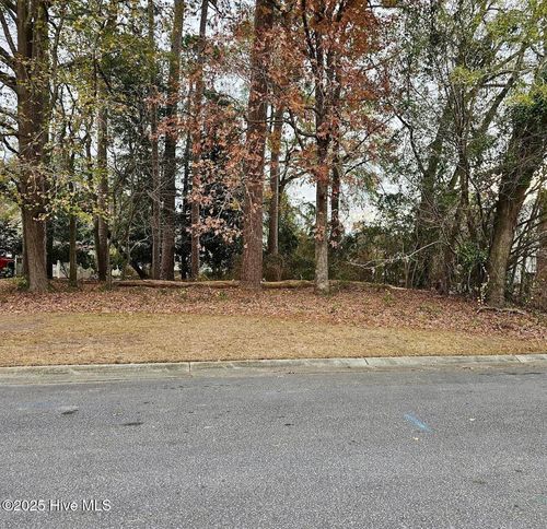 2905 Tacoma Dr, Kinston, NC, 28504-8045 | Card Image