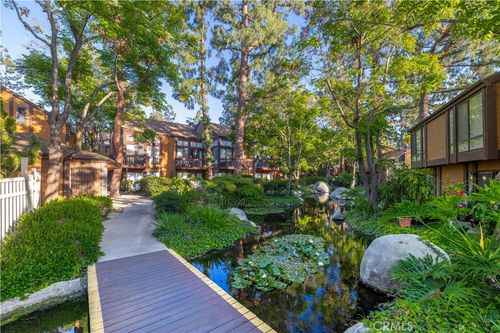 10651 Lakefront Dr, Norwalk, CA, 90650-3407 | Card Image